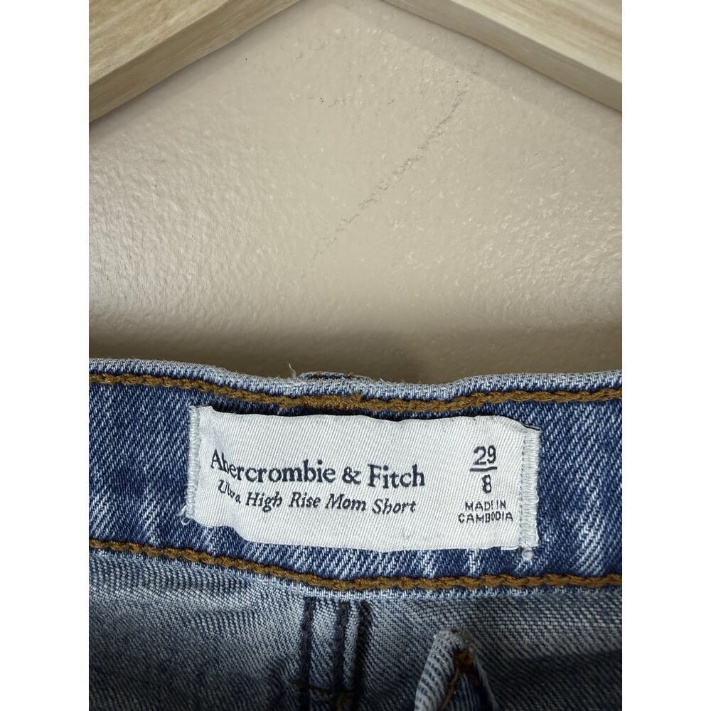 Abercrombie & Fitch Women’s 29/8 Ultra High Rise Mom Short Distressed Denim Blue - Picture 4 of 9